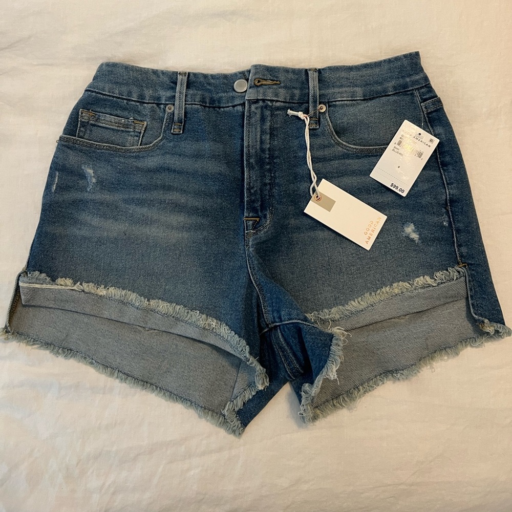 Good American hood curve shorts size 8